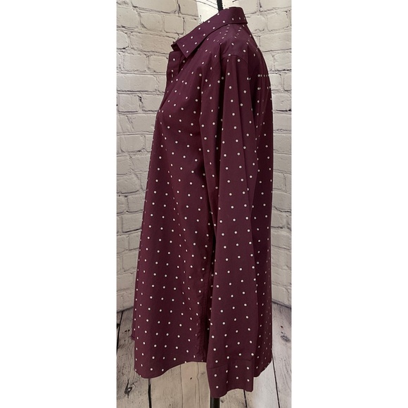 Banana Republic Men’s Standard Fit Non-Iron Burgundy Dress Shirt (Size M) - Picture 5 of 10